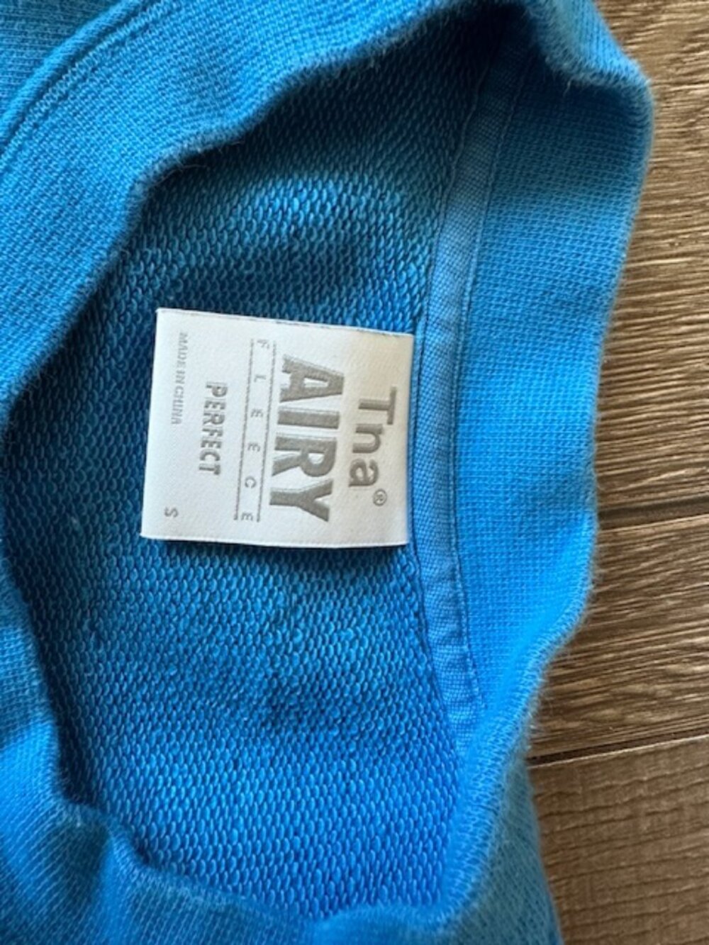 TNA Vibrant blue sweatshirt - Picture 3 of 3